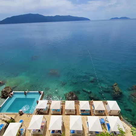 The View * Vlorë